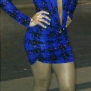 Bold Blue Geometric Deep-V Bodycon Dress – Size Small | Reversible Style